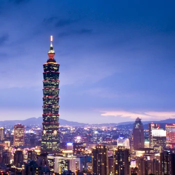 Taipei 101: an entrancing skyscraper standing above the rest